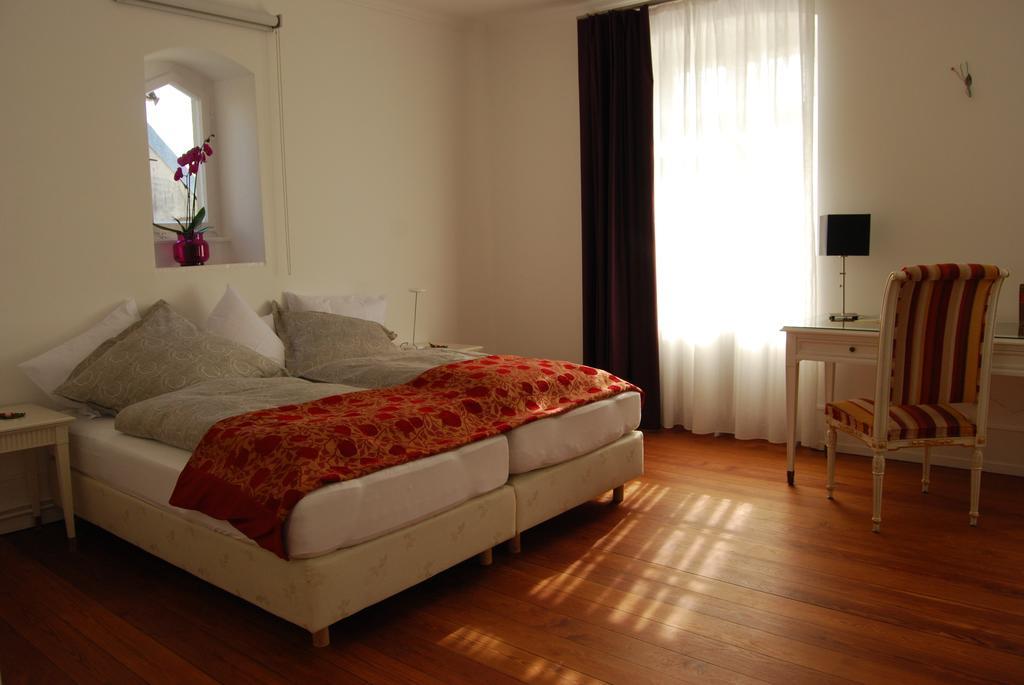 Alte Apotheke Bed & Breakfast Karlsbad Pokoj fotografie